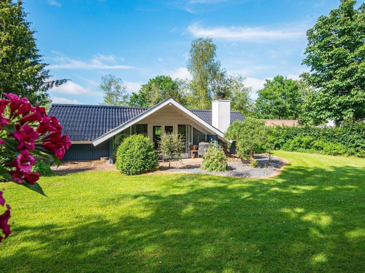 6 Person Holiday Home In Ansager Exterior foto